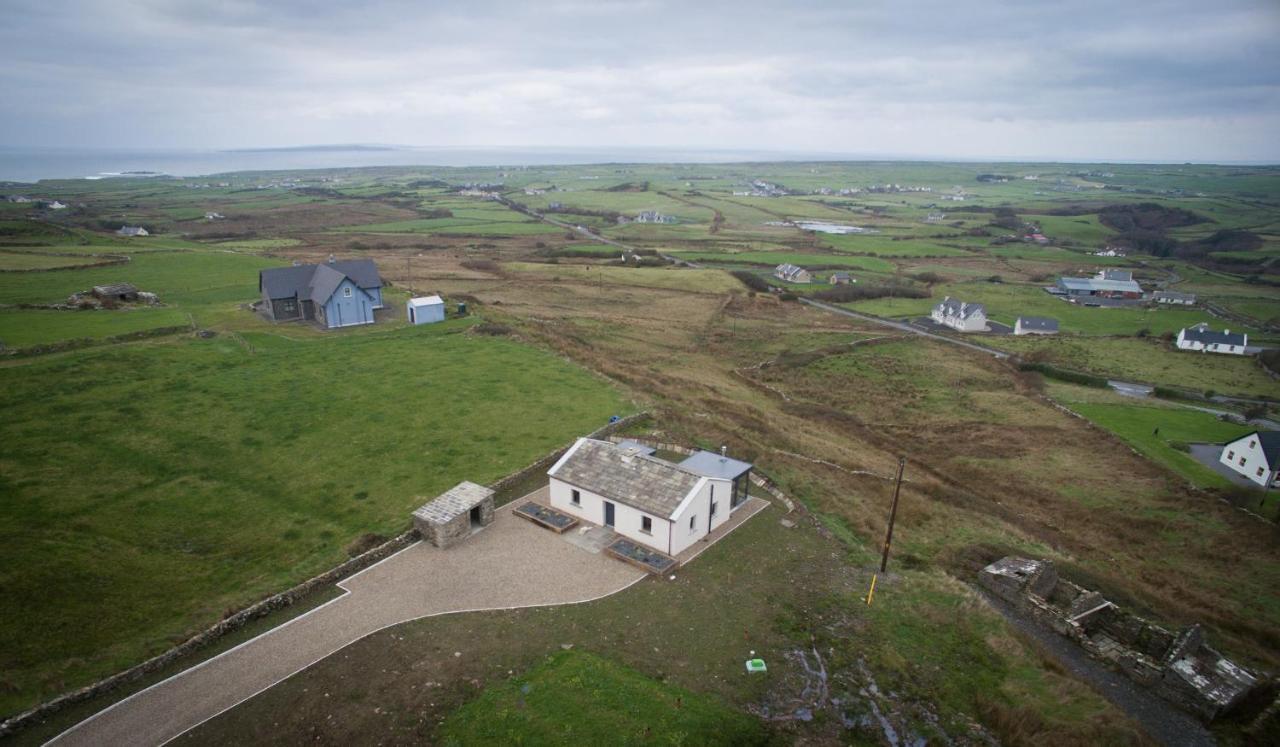 Elfin Cottage Doolin Eksteriør bilde