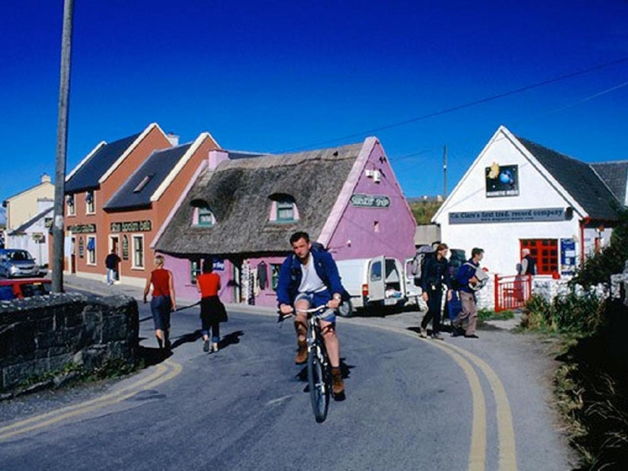 Elfin Cottage Doolin Eksteriør bilde